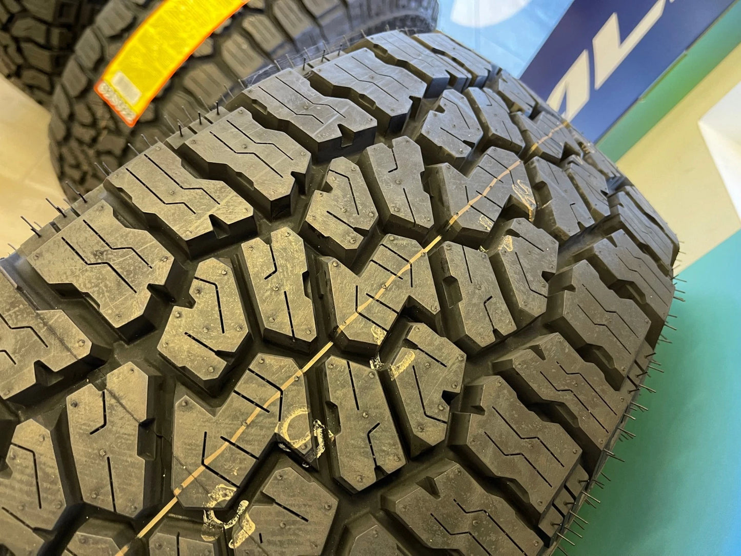 (1) 265/70/17 Falken Wildpeak A/T4 AT4W tire LT 10 ply load range E HD NEW
