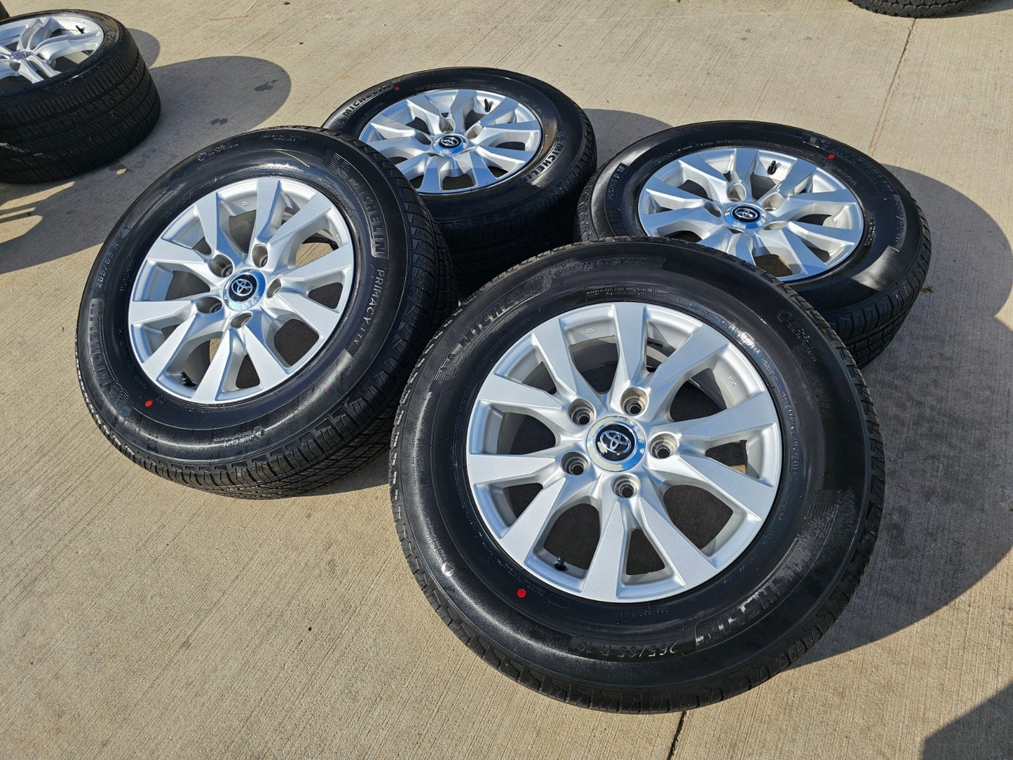 18" Toyota Land Cruiser Tundra TRD PRO OEM 75195 wheels rims SET MICHELIN NEW