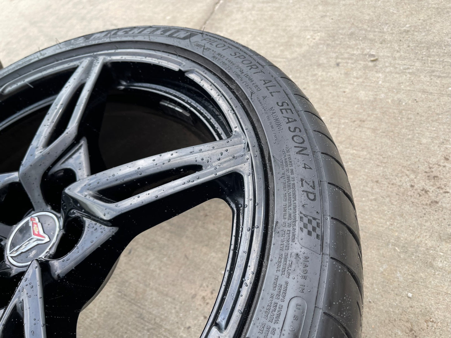 19" + 20" Chevy Corvette C8 OEM 14007 14008 wheels rims BLACK TPMS MICHELIN