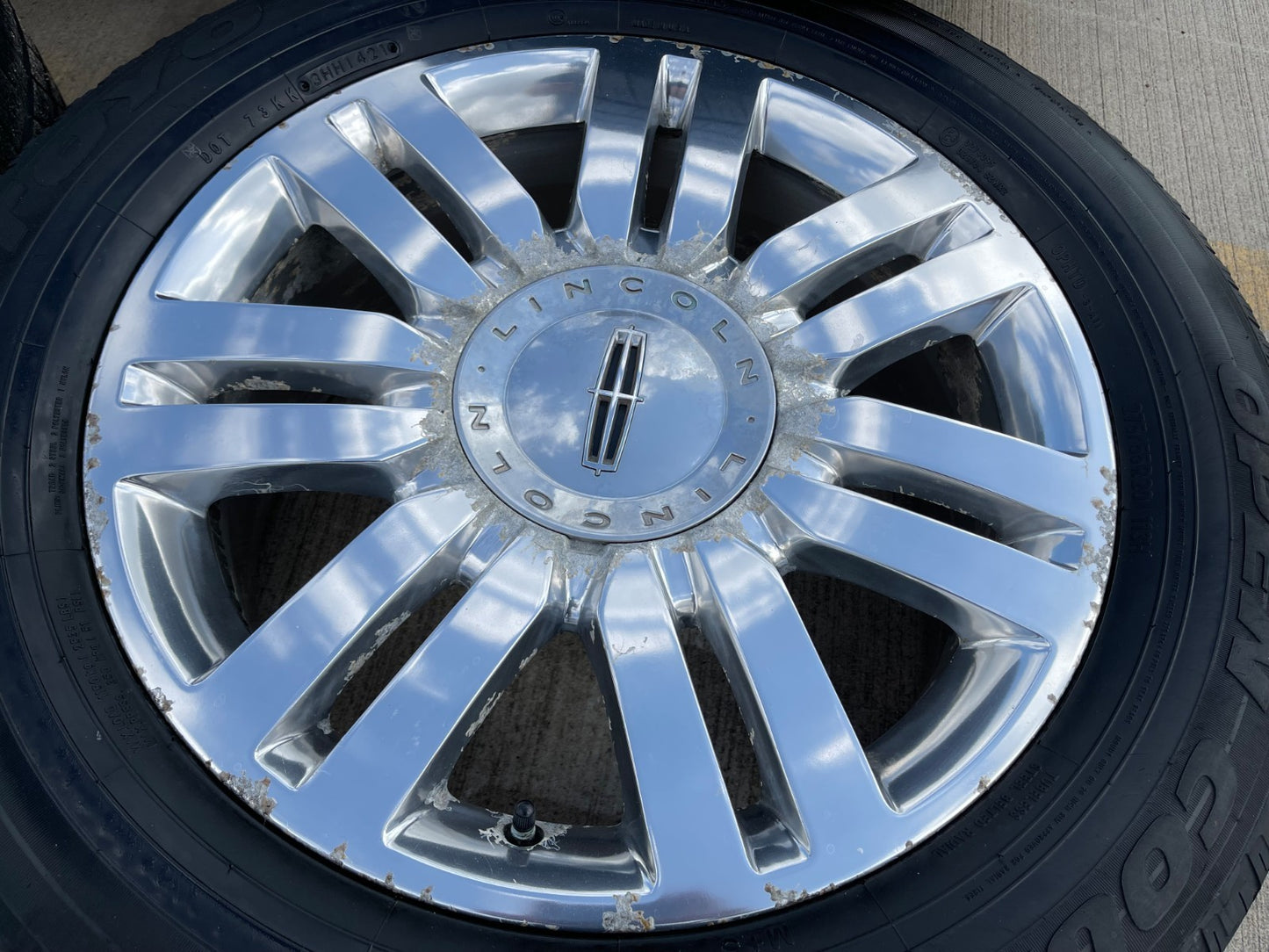 20" Lincoln Navigator OEM rims wheels 3561 tires DISCOUNTED