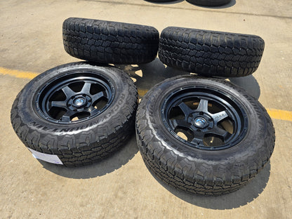 18x9 Fuel Shok D644 Chevy Silverado RAM Tacoma wheels rims 6x139 6x5.5 tires