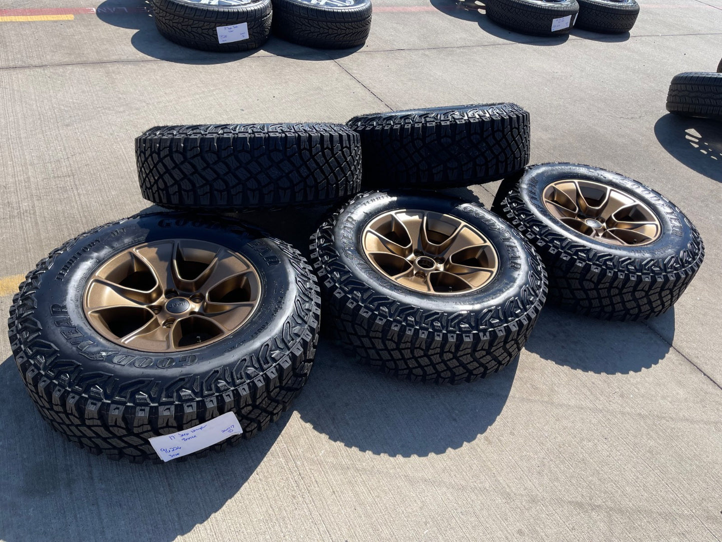 (5) 17" Jeep Wrangler Rubicon OEM 96226 wheels rims Gladiator GOODYEAR 33" NEW