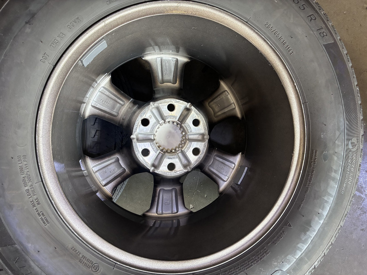 18" GMC Sierra Canyon Chevy Tahoe Colorado OEM 5910 wheels rims 2024 2025 2026