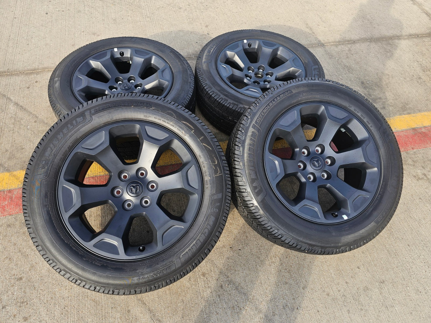 20" Dodge Ram 1500 OEM Laramie Black 2680 wheels rims 2024 2025 2026 MICHELIN