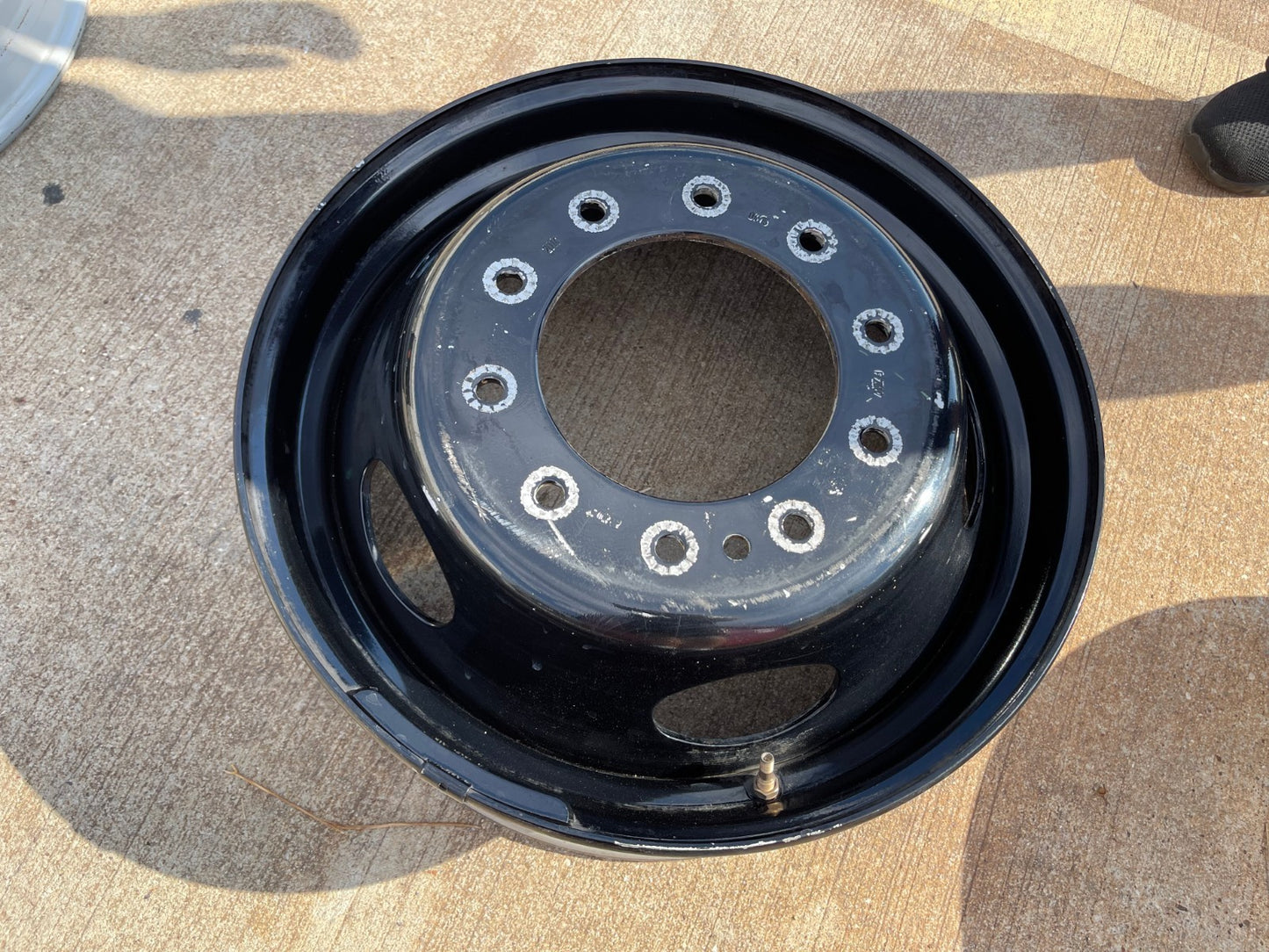 19.5" Ford F-450 F-550 Dually rim RAM 4500 OEM 10x225 spare 2023 2024 2025 2026