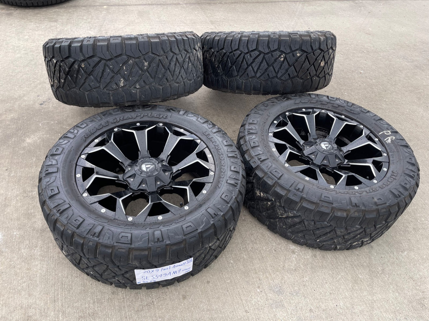 20" 20x9 FUEL Assault D546 Toyota Tundra TSS TRD wheels rims 5x139 5x150 NITRO