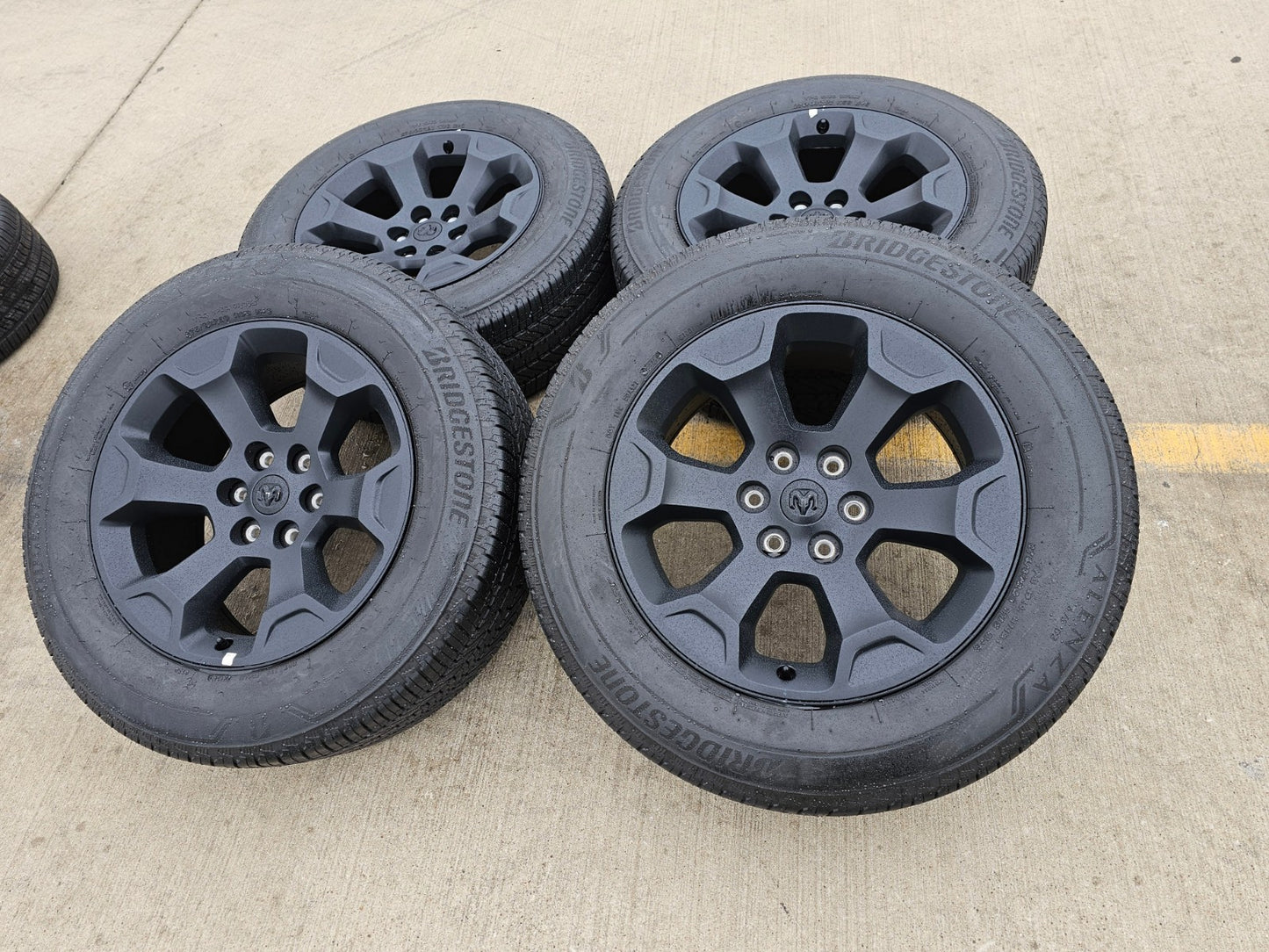 20" Dodge Ram 1500 OEM Laramie Black 2680 wheels rims 2024 2025 2026 BRIDGESTONE