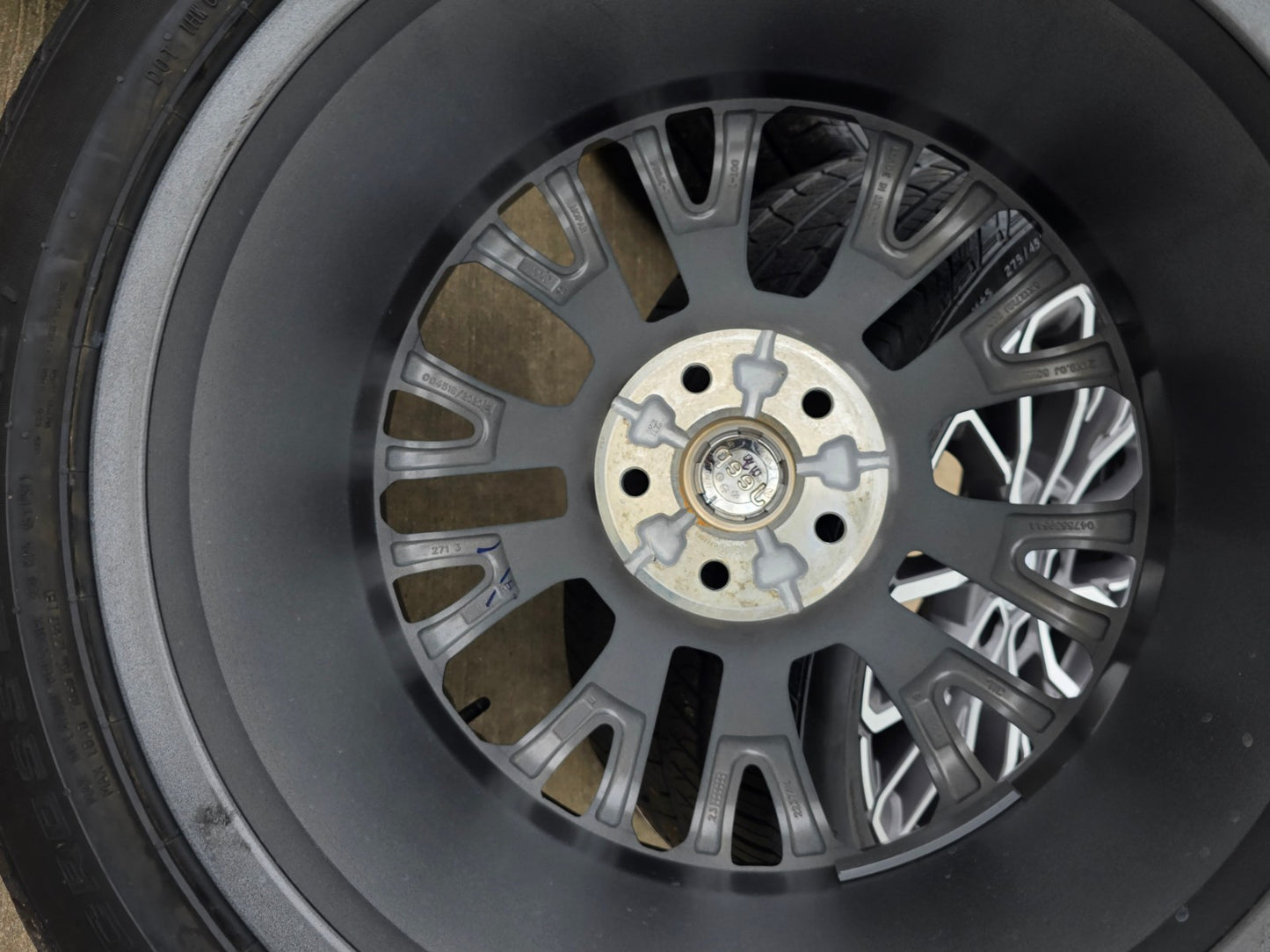 21" Jeep Grand Cherokee L OEM wheels rims 9290 Durango CONTINENTAL