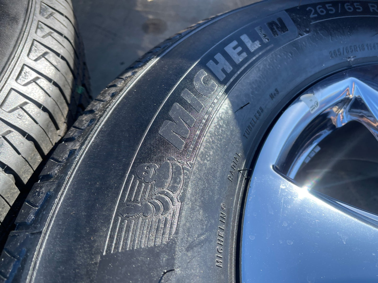 18" Ford F-150 Lariat OEM rims wheel 10168 tires Expedition MICHELIN NEW
