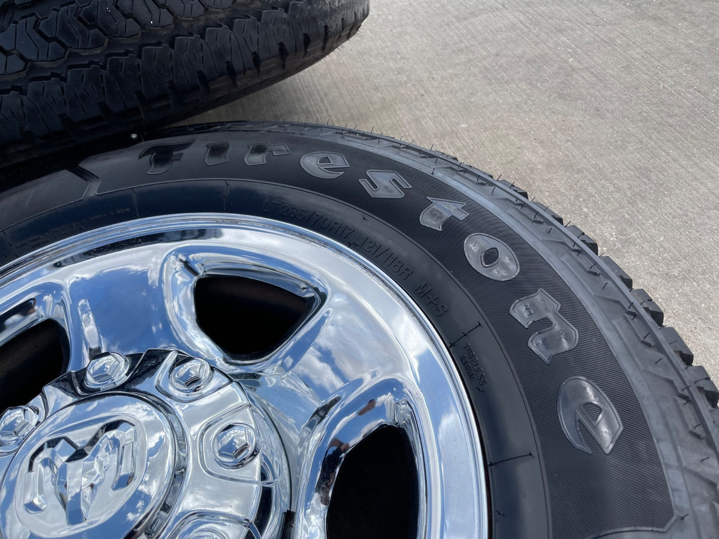 17" Ram 2500 3500 Laramie Power Wagon OEM 2186 wheels rims FIRESTONE A/T2