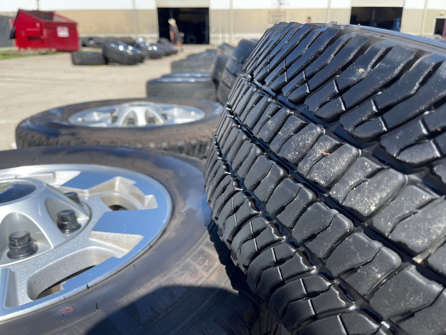17" Chevy Silverado GMC Sierra 2500 3500 OEM 5500 wheels rims tires MICHELIN A/T