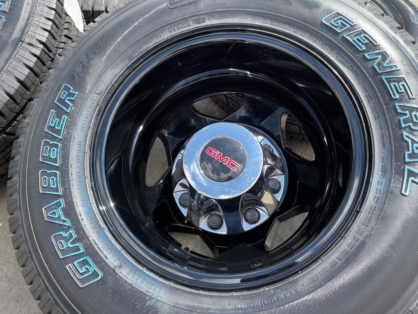 17" GMC Sierra Chevy Silverado 3500 Black Dually rims wheels OEM 5519 5520 NEW