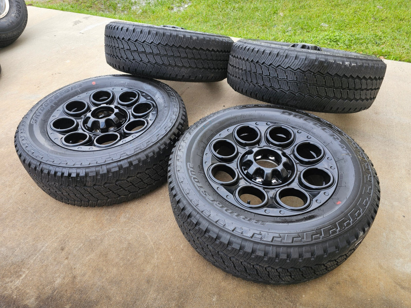 20" Ford F-250 F-350 OEM black LARIAT wheels rims 10299 tires BRIDGESTONE NEW