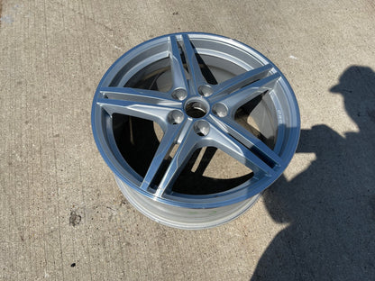 19" 19x8.5 Chevy Corvette C8 OEM wheel rim 84978031 FRONT FORGED