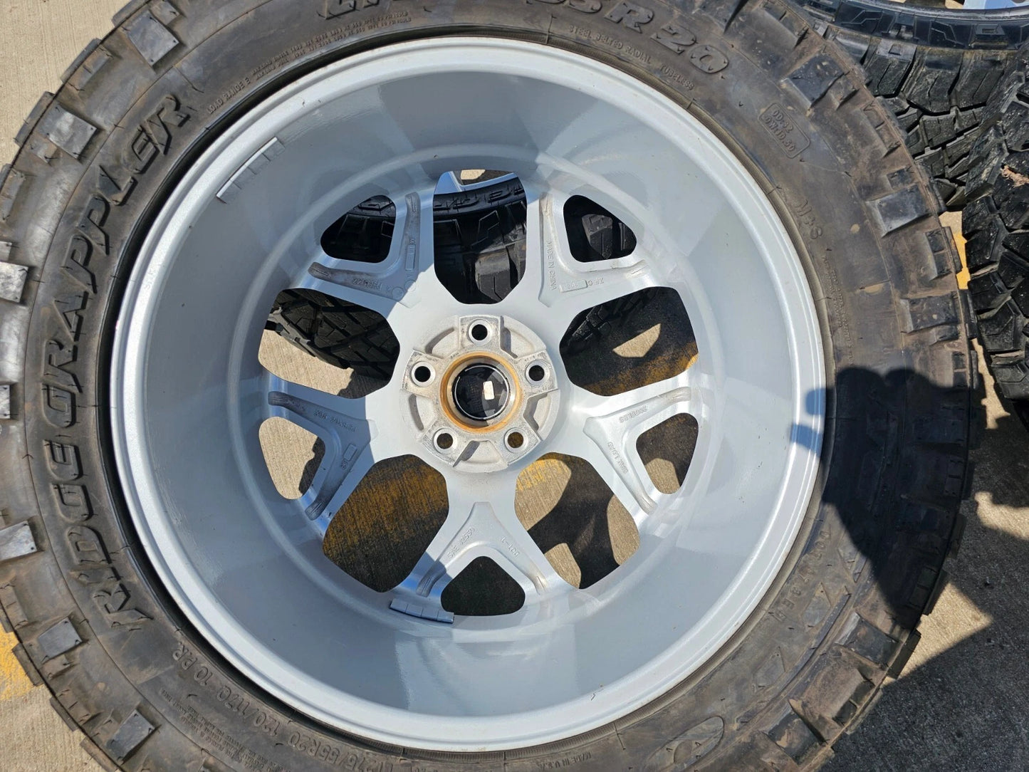 20x8.5 20" Xcess X05 Land Rover DEFENDER Range Rover wheels rims 5x120 5x4.75