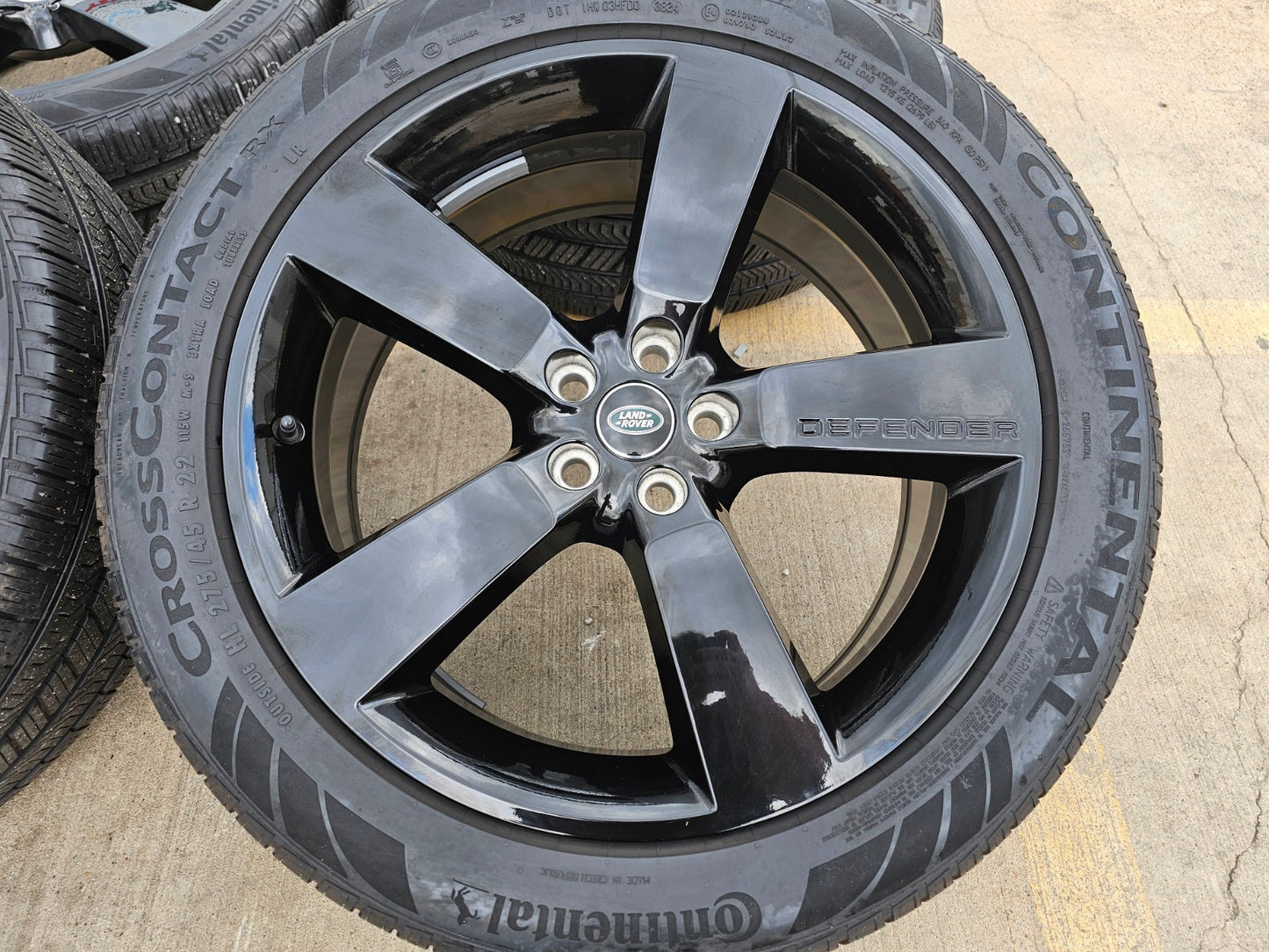 22" Land Rover Range DEFENDER OEM 72353 wheels rims CONTINENTAL 2024 2025 2026
