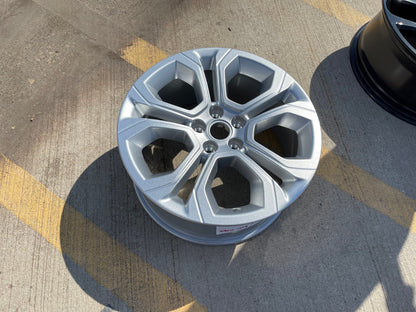 18" 18x8 Land Rover Evoque Discovery Sport OEM 72335 wheel rim NEW