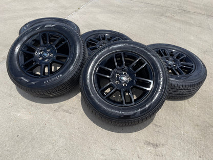 (1) 19" Land Rover DEFENDER Range Rover OEM 72350 wheel rim 2024 2025 2026 NEW