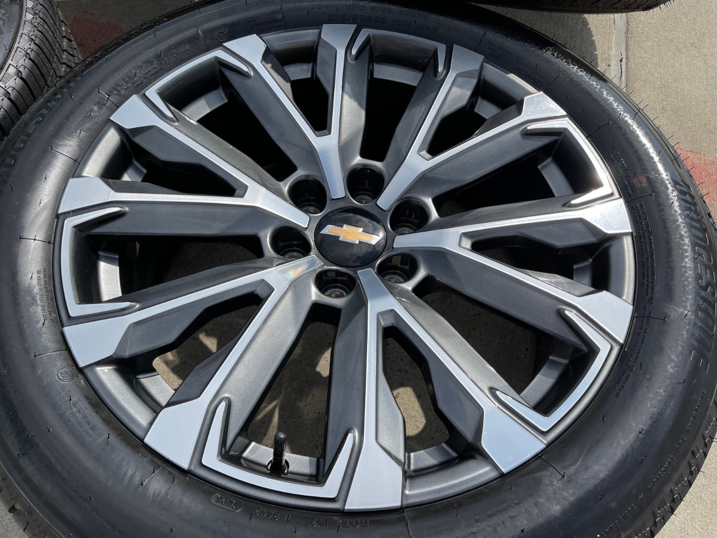 22" Chevy Tahoe Silverado Suburban OEM wheels rims 2023 2024 2025 2026 2027 NEW