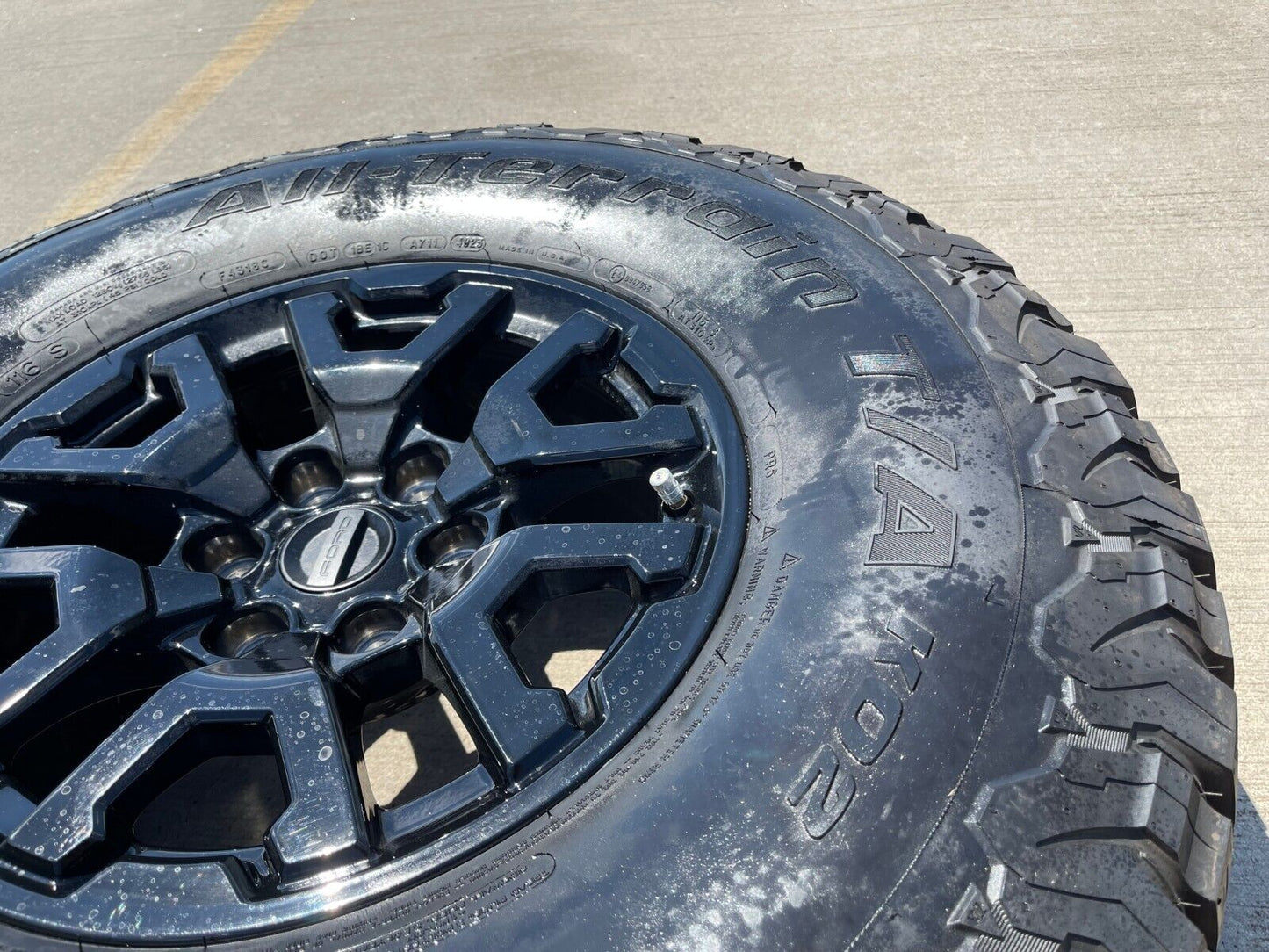 17" Ford F-150 Raptor Bronco OEM rims wheels BFG 10461 tires 2023 2024 2025 NEW