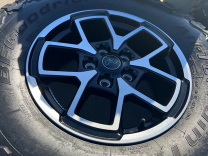 17" Jeep Wrangler Rubicon OEM wheels rims Gladiator tires BFG 33" NEW