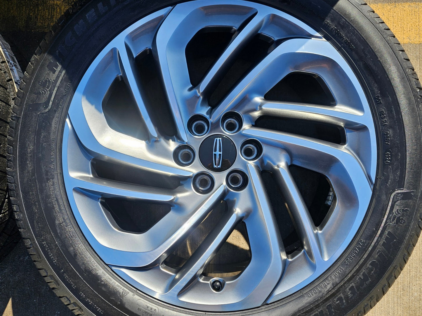 22" Lincoln Navigator OEM 94225 rims wheels BLACK LABEL 2025 2026 MICHELIN NEW