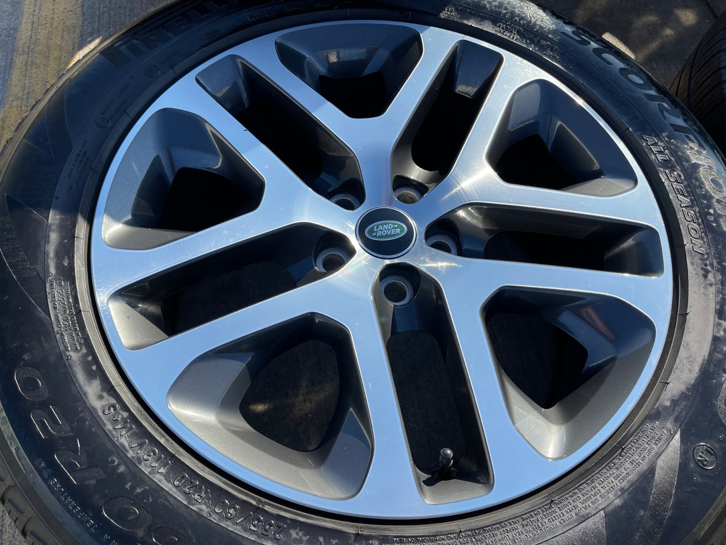 20" Land Rover Defender OEM 72354 wheels rims Range 2022 2023 2024 2025 2026