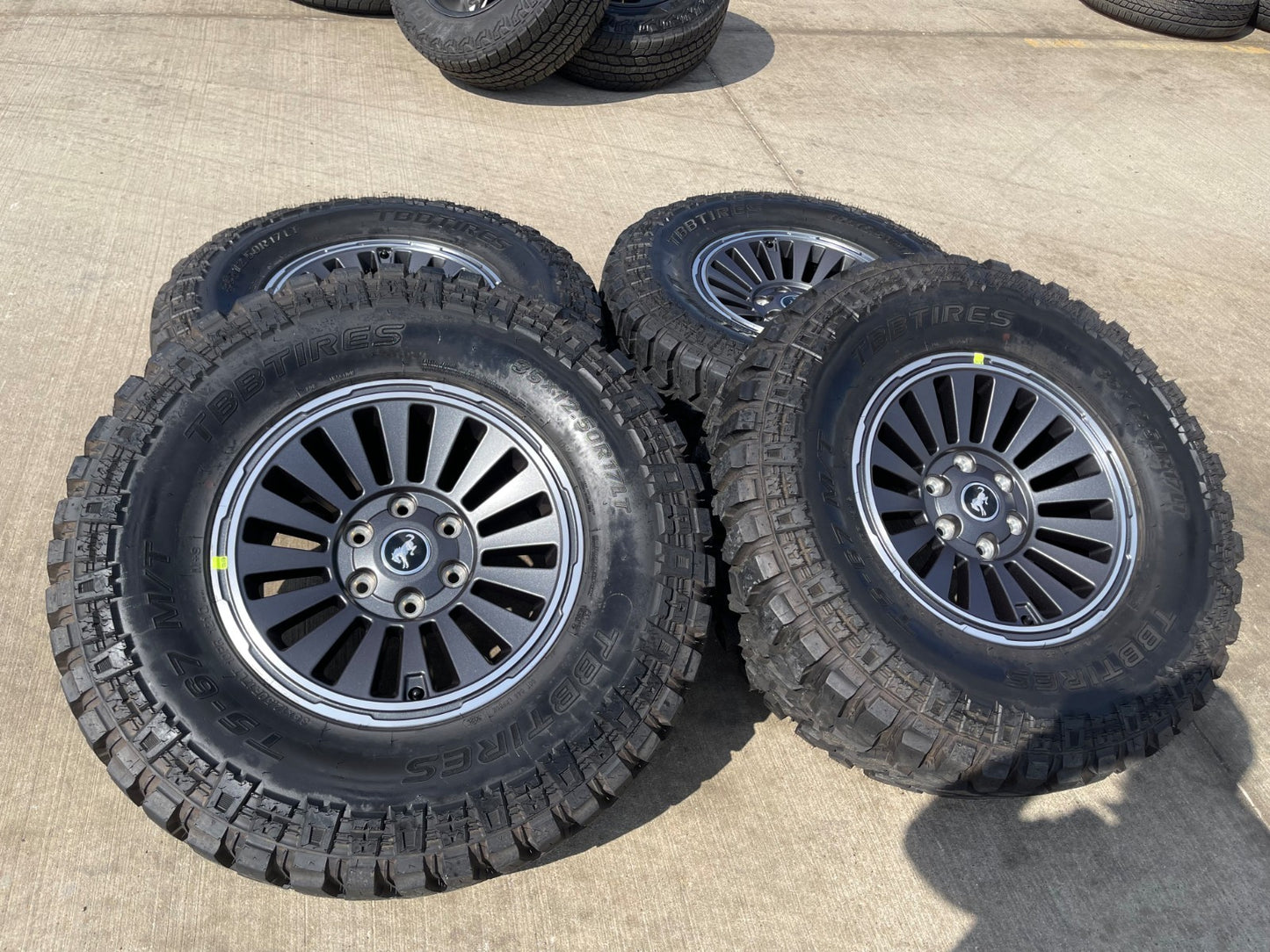 17" Ford Bronco HERITAGE Edition wheels rims 2024 2025 2026 tires 35"