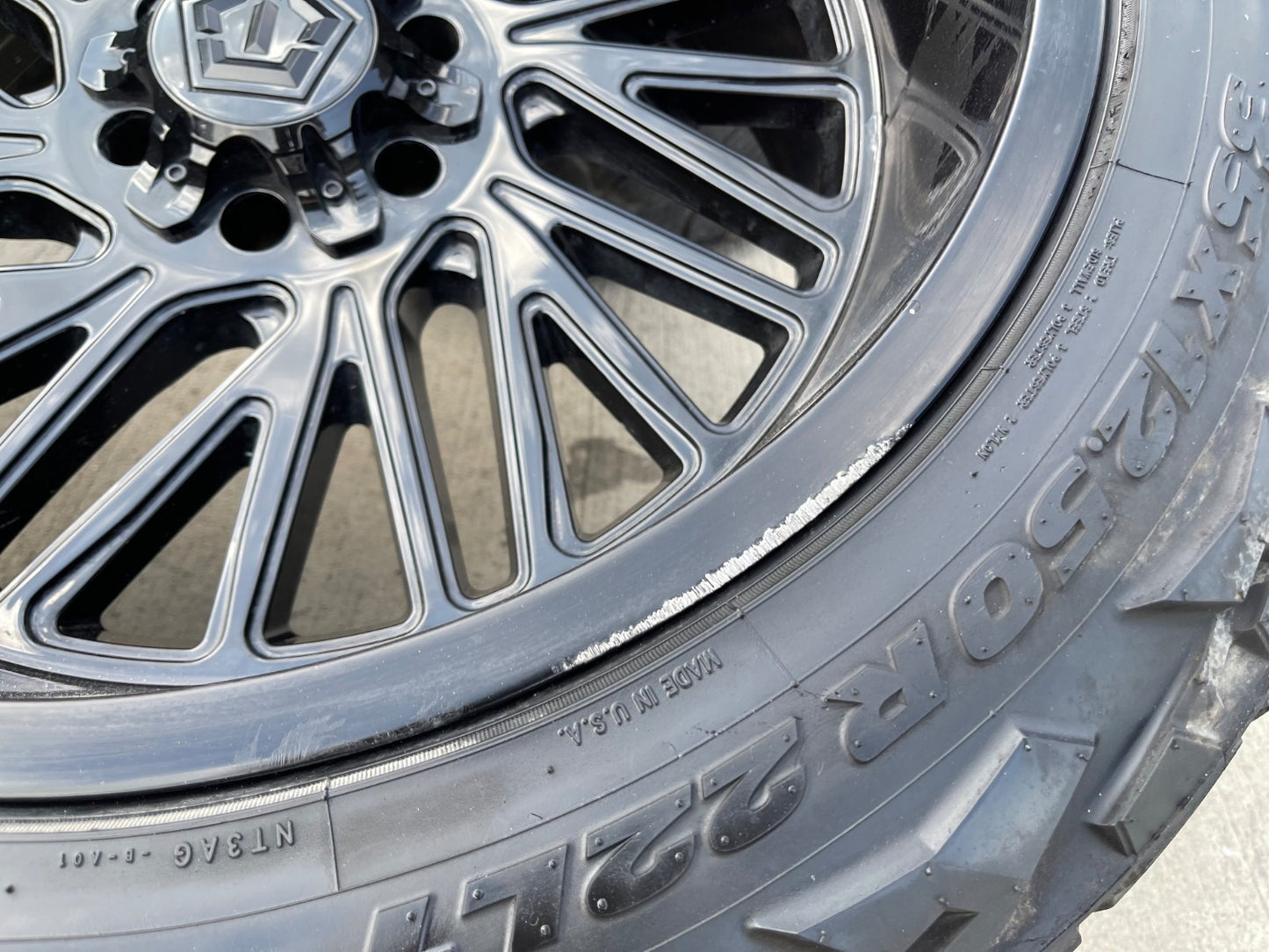 22x12 TIS 553B Chevy Silverado Ford F-150 RAM wheels rims 6x139 6x135