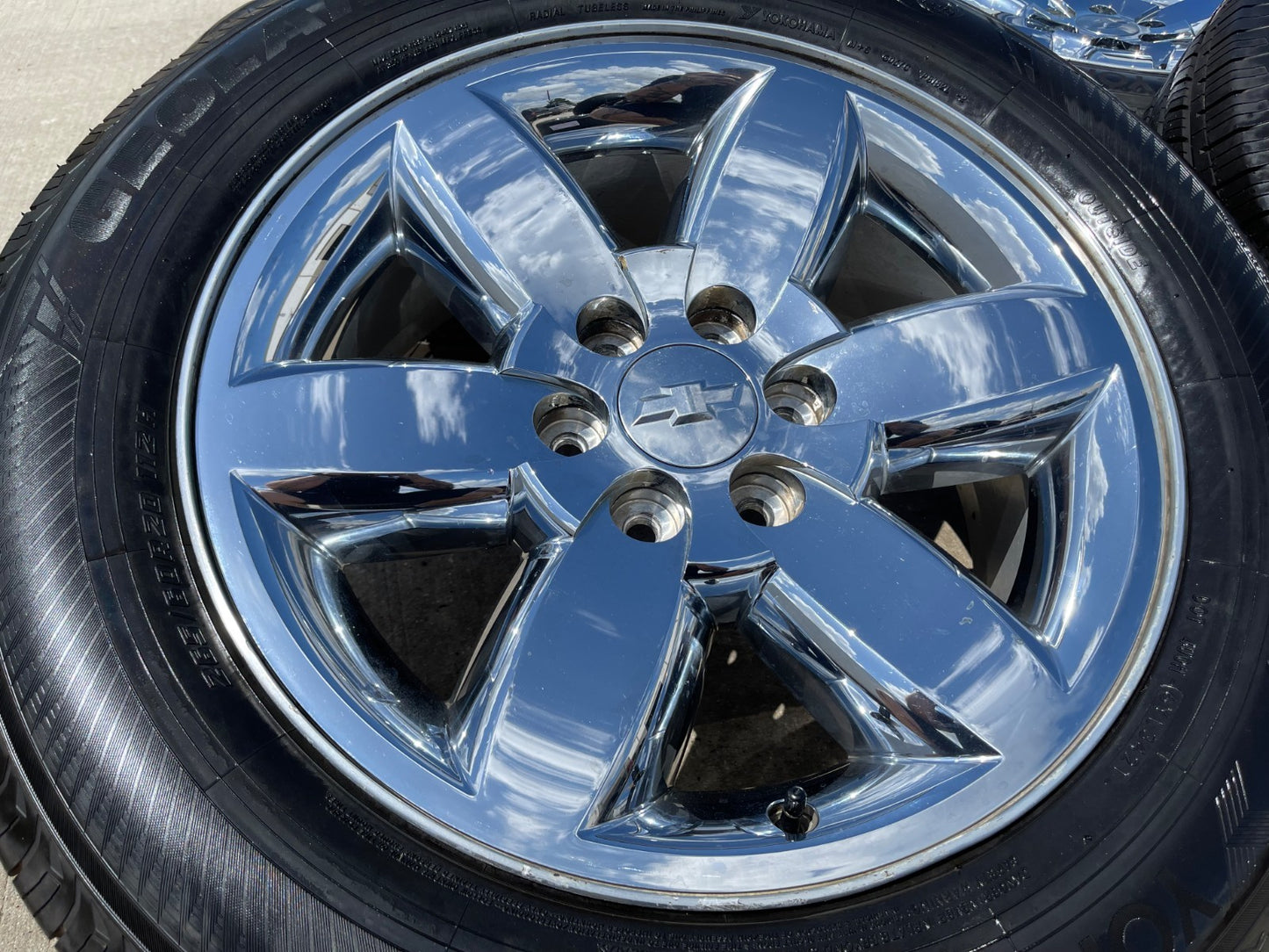 20" GMC Yukon Sierra Chevy Tahoe OEM 5420 CHROME SET wheels rims FITS 1999-2020