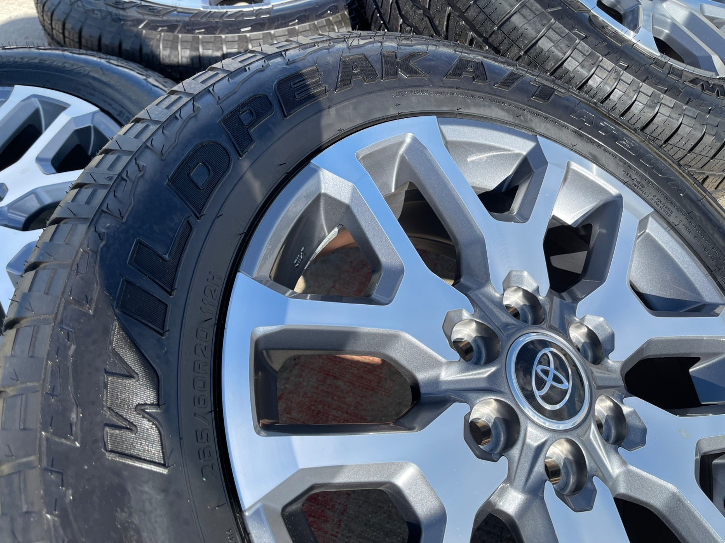 20" Toyota Tundra TSS TRD OEM wheels rims 95359 75277 Sequoia 2025 2026 NEW A/T