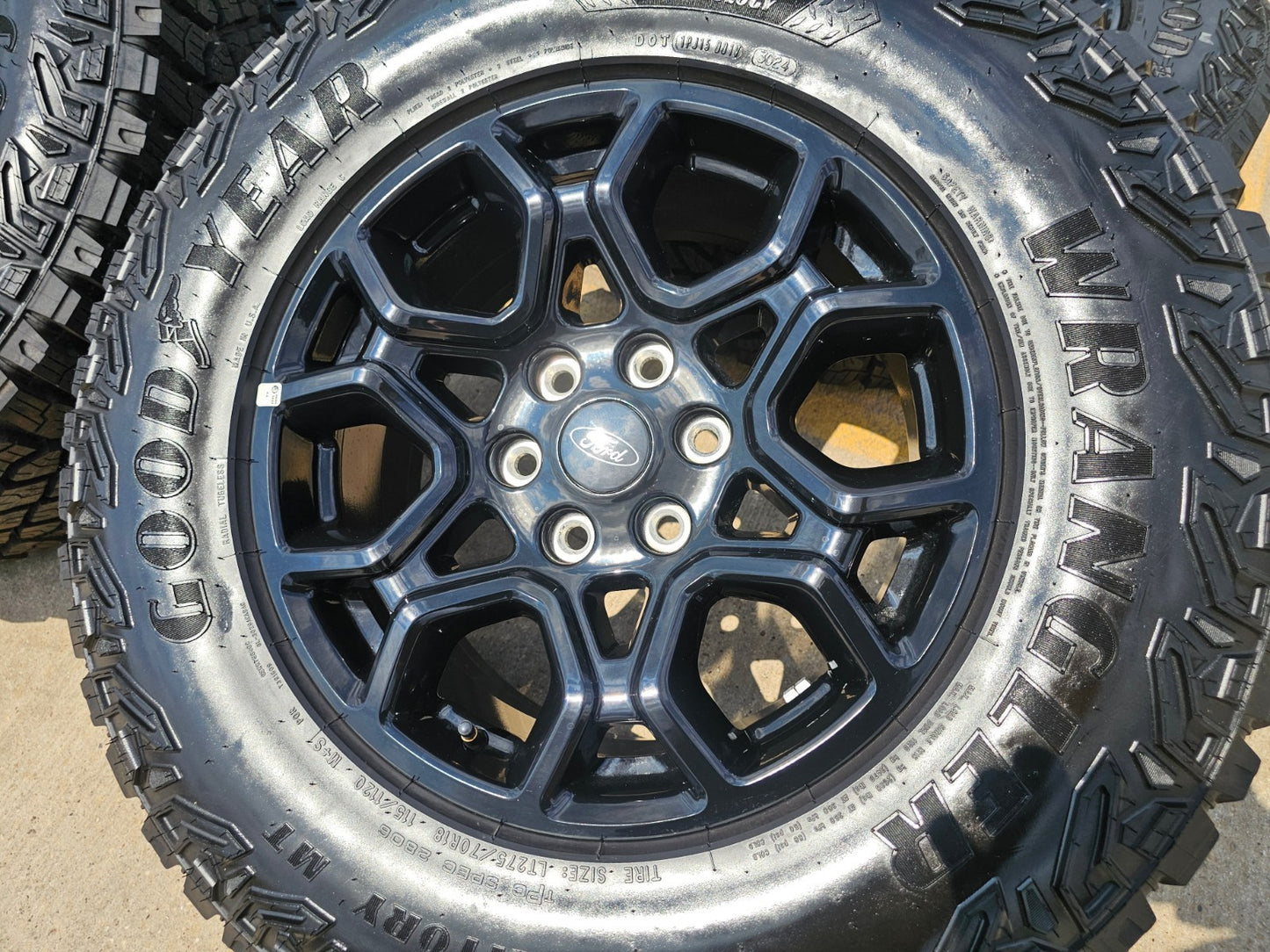 18" Ford F-150 OEM rims wheels 95049 10340 Expedition2025 2026 NEW GOODYEAR