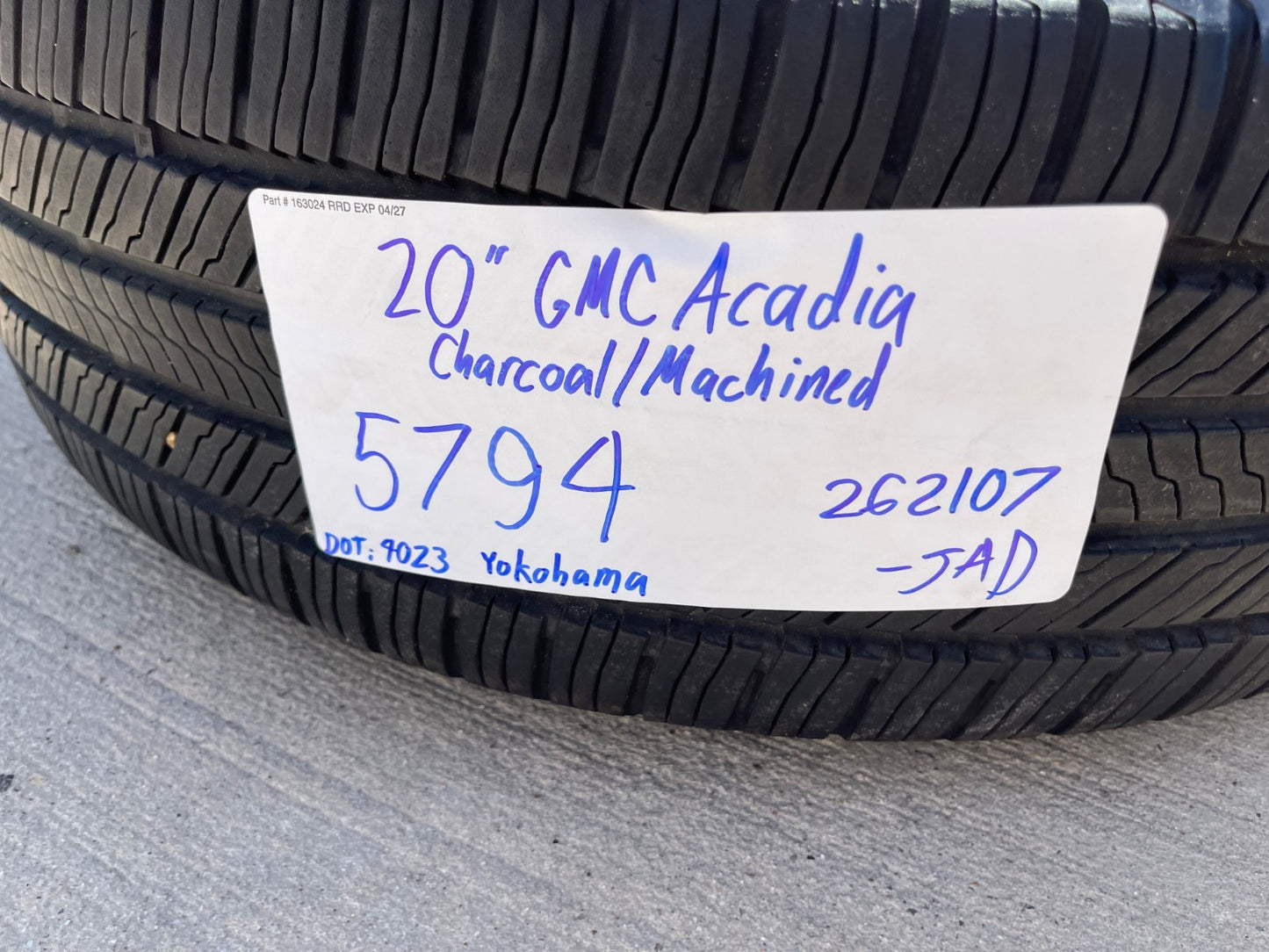 (1) 20" GMC Acadia OEM 5794 wheel rim Blazer Cadillac XT6 XT5 SRX spare