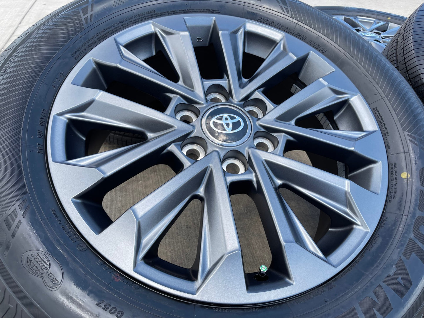 20" Toyota Land Cruiser OEM wheels rims 94057 Tundra Sequoia 2024 2025 2026 NEW