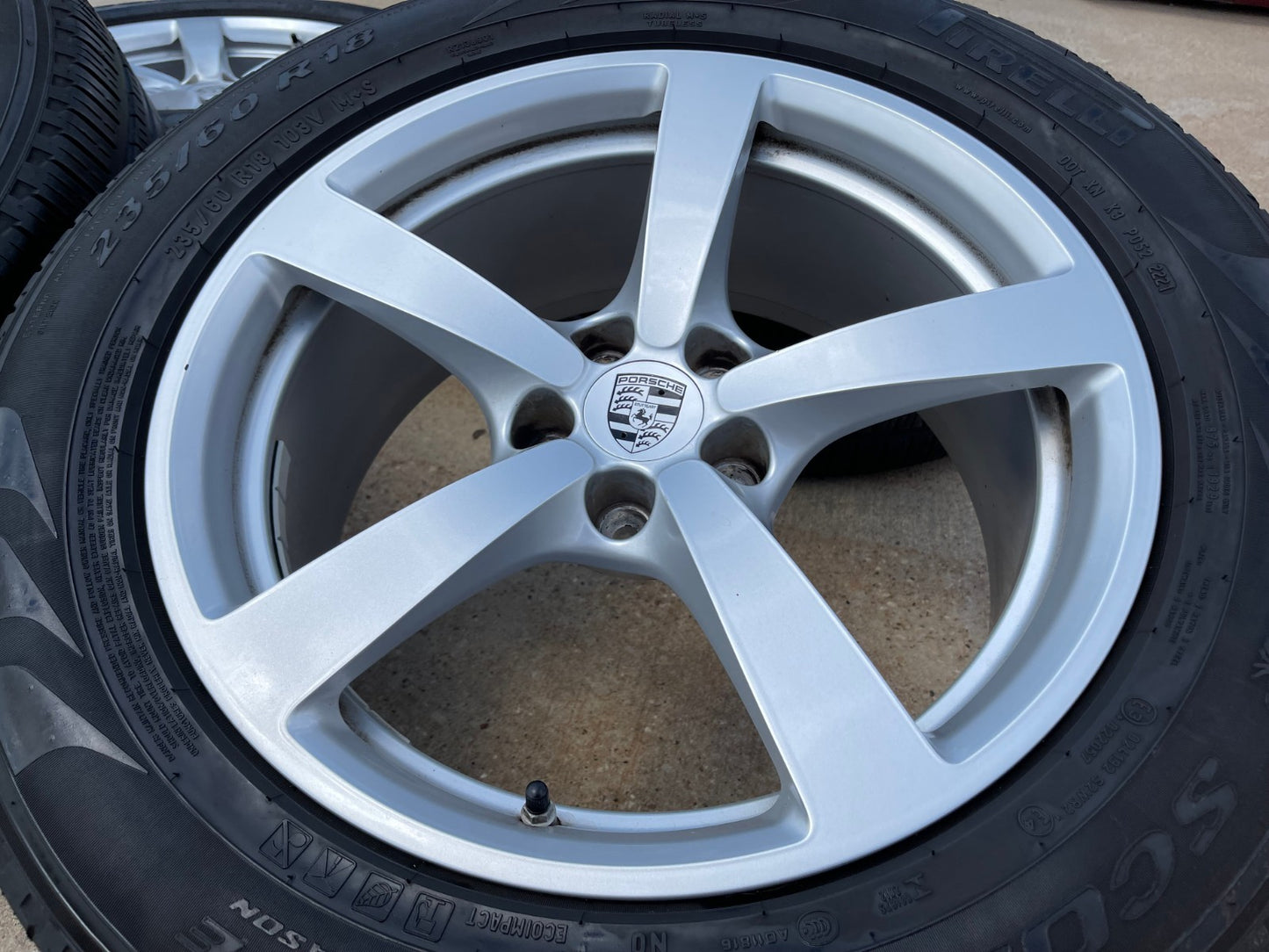 18" Porsche Macan OEM silver wheels rims 67519 67521 2020 2021 2022 2023 2024