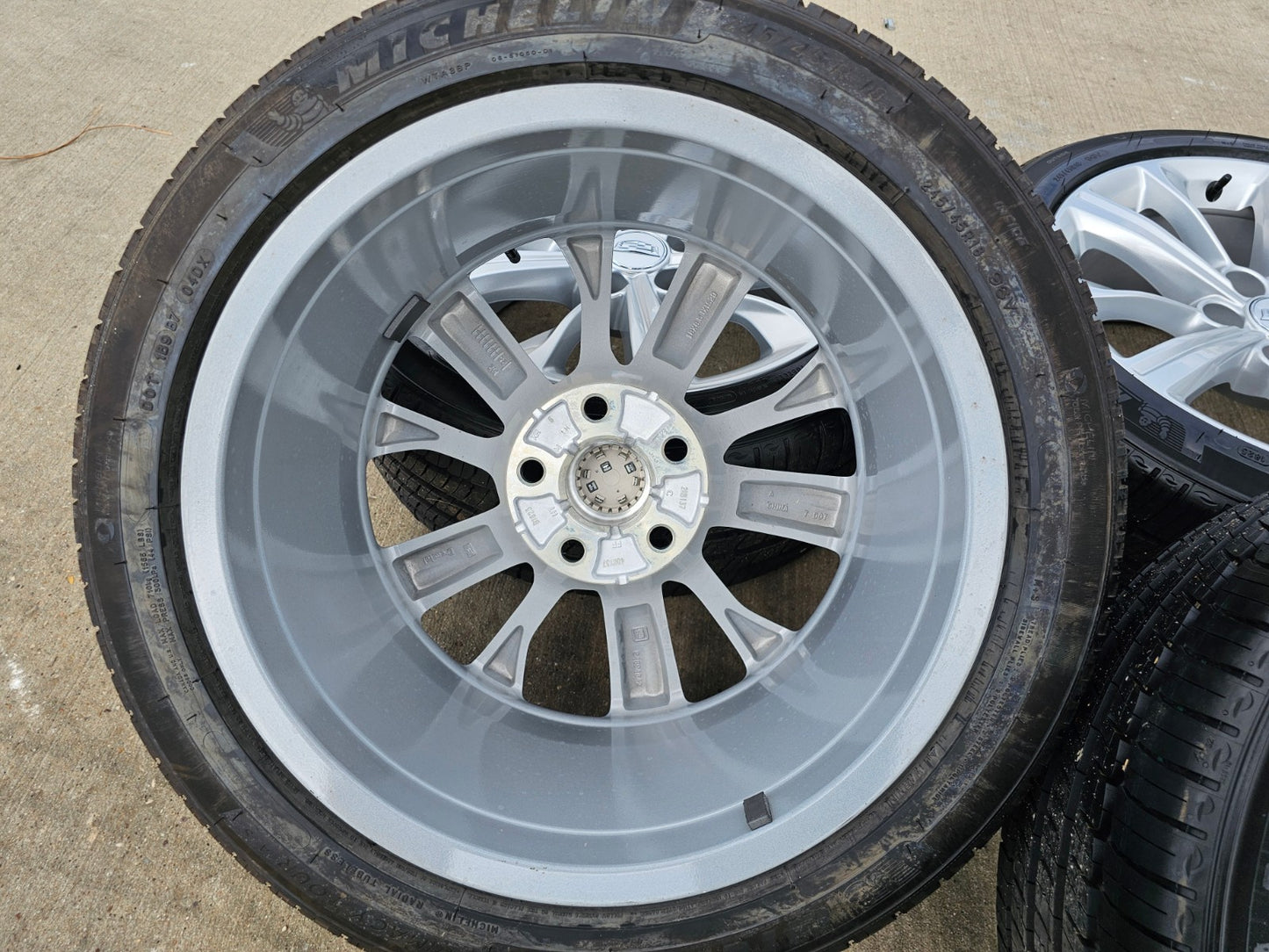 18" Cadillac CT5 Platinum OEM 94114 wheels rims 2023 2024 2025 NEW MICHELIN