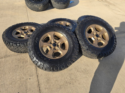 17" Jeep Gladiator RUBICON OEM wheels rims BRONZE Wrangler 9236 SET BFG A/T 33"