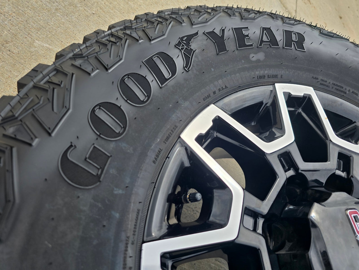 NEW 18" GMC Sierra AT4X Chevy Trail Boss 2500 OEM wheels rims # 14136 2011-2027