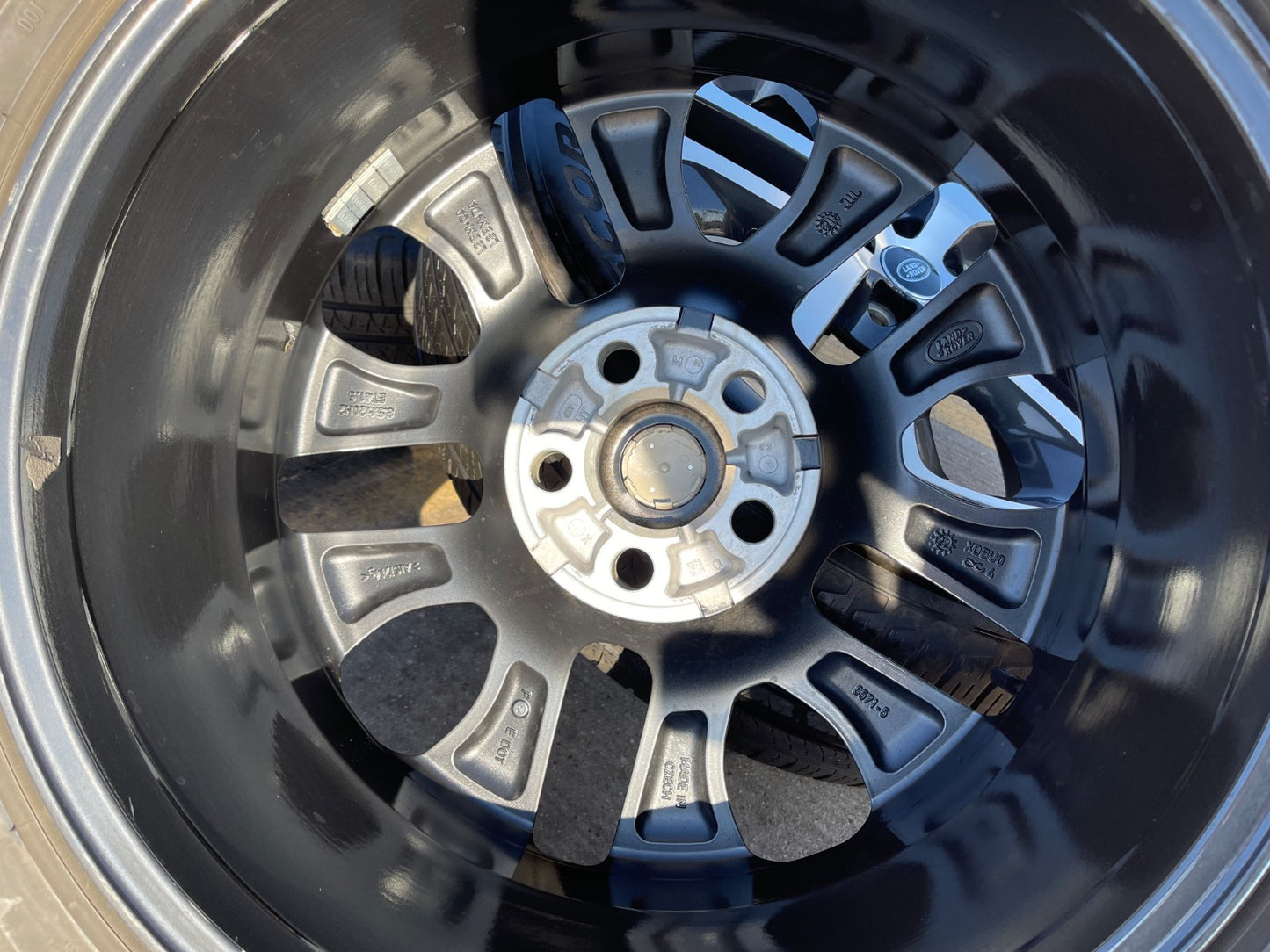 20" Land Rover Defender OEM 72354 wheels rims Range 2022 2023 2024 2025 2026