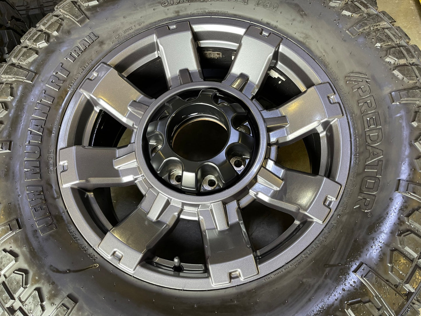 20" Ford F-250 F-350 OEM 10296 10485 Lariat gray wheels rims tires 37"
