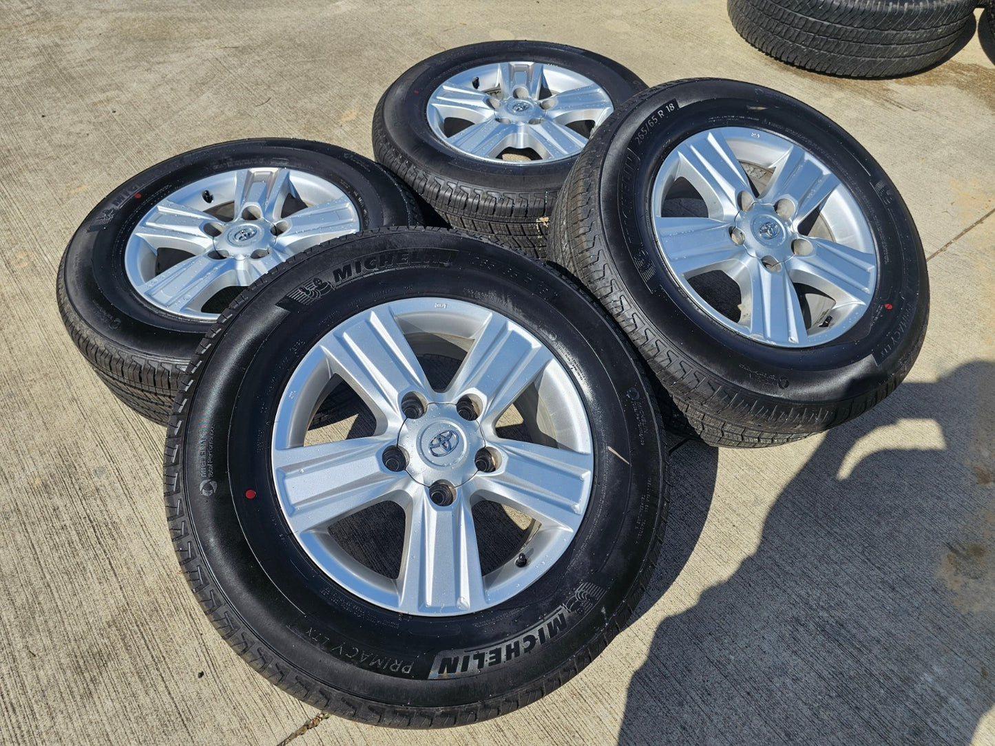 18" Toyota Land Cruiser Tundra Sequoia OEM 69618 wheels rims 5x150 NEW MICHELIN