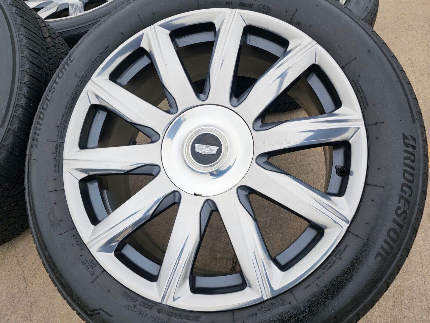 22" Cadillac Escalade Platinum OEM ORIGINAL 95078 wheels rims 2023 2024 2025