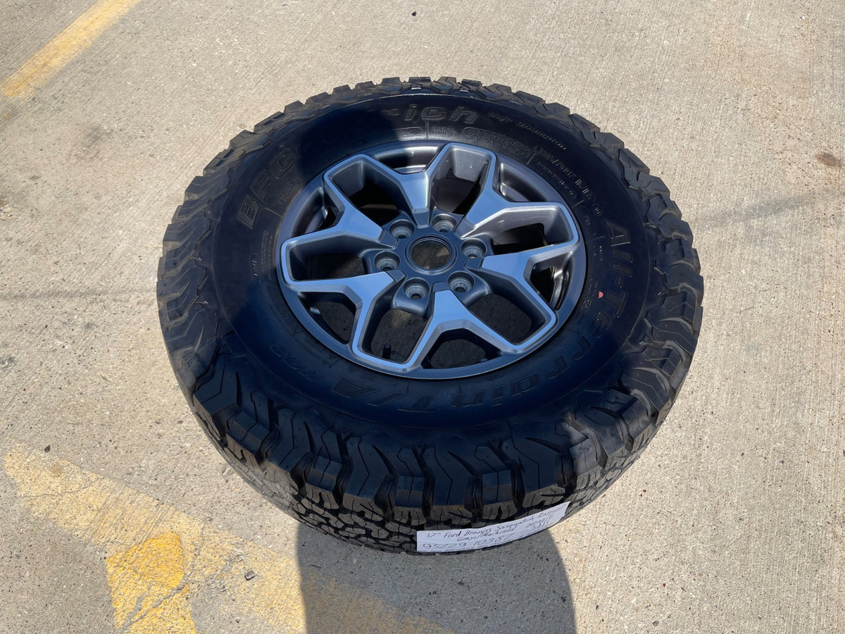 (1) 17" Ford Bronco OEM wheel rim SASQUATCH 95229 10387 Ranger BFG KO2 A/T NEW