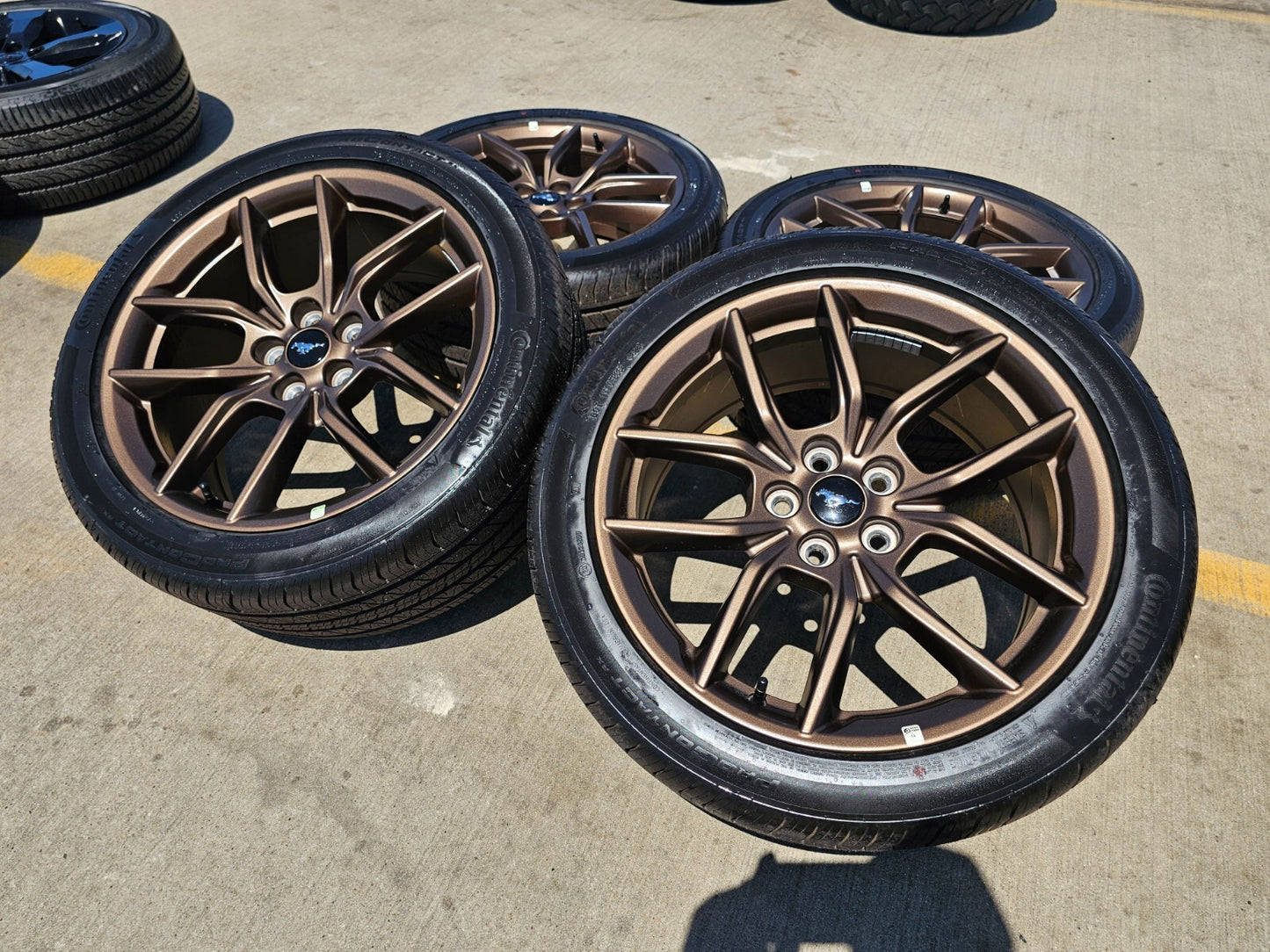 19" Ford Mustang GT Performance Track Pack OEM wheels rims Bronze 2025 TPMS NEW