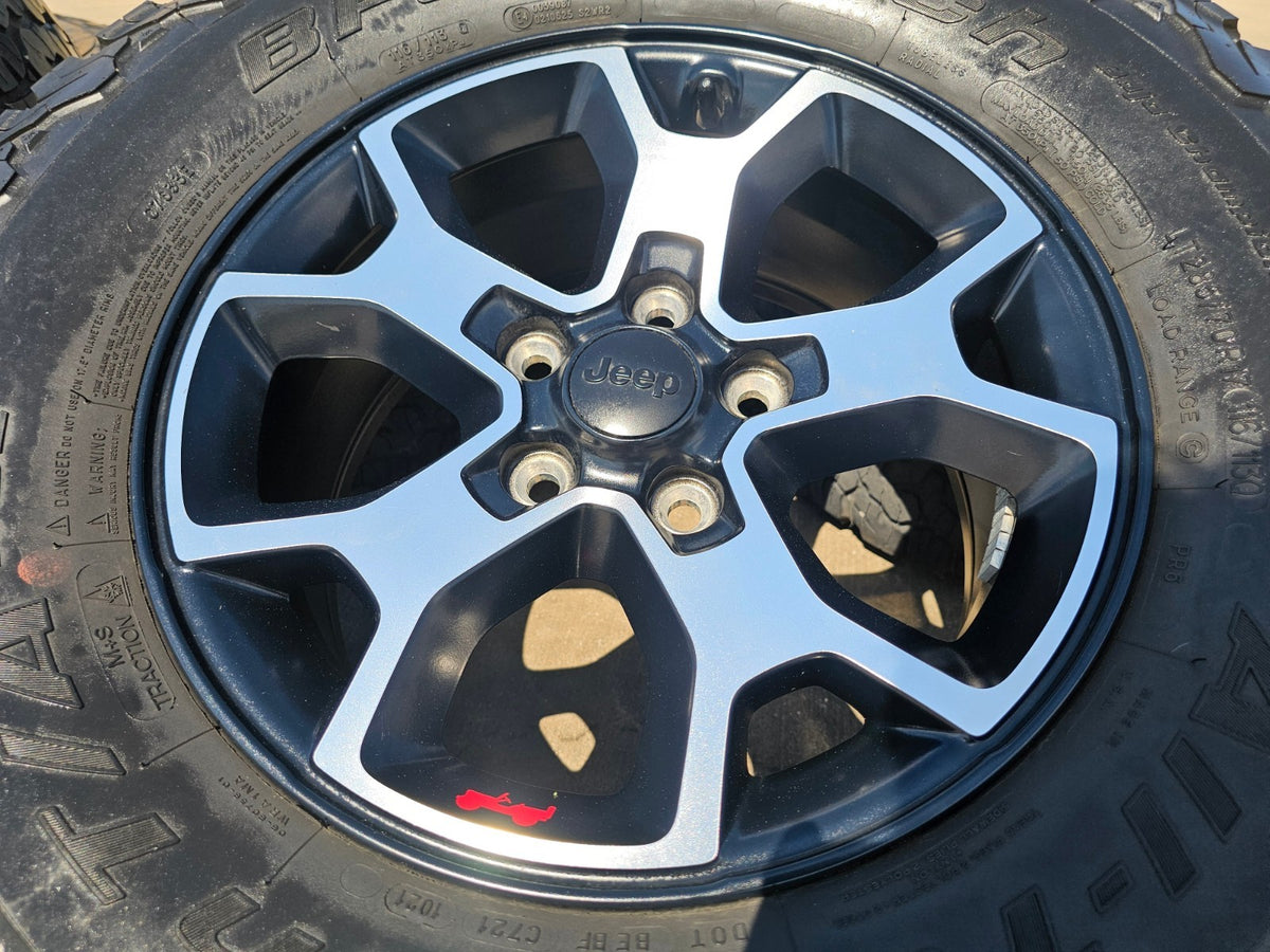 17" Jeep Wrangler Rubicon OEM 9218 wheels rims Gladiator BFG KO2 A/T SET