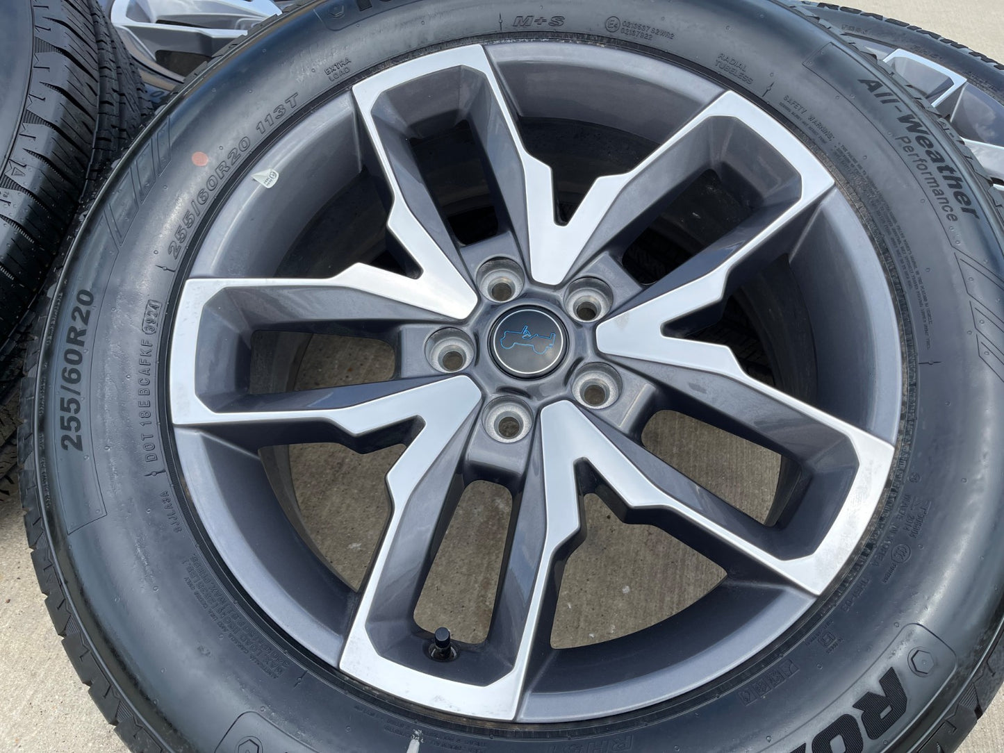 20" Jeep Wrangler Rubicon 4XE OEM 9333 wheels rims Gladiator 2024 2025 2026 NEW