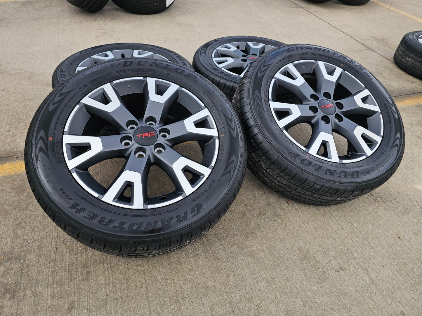 20" Toyota 4Runner TRD OEM 94198 wheels rims Tundra Sequoia 2025 2026 DUNLOP NEW