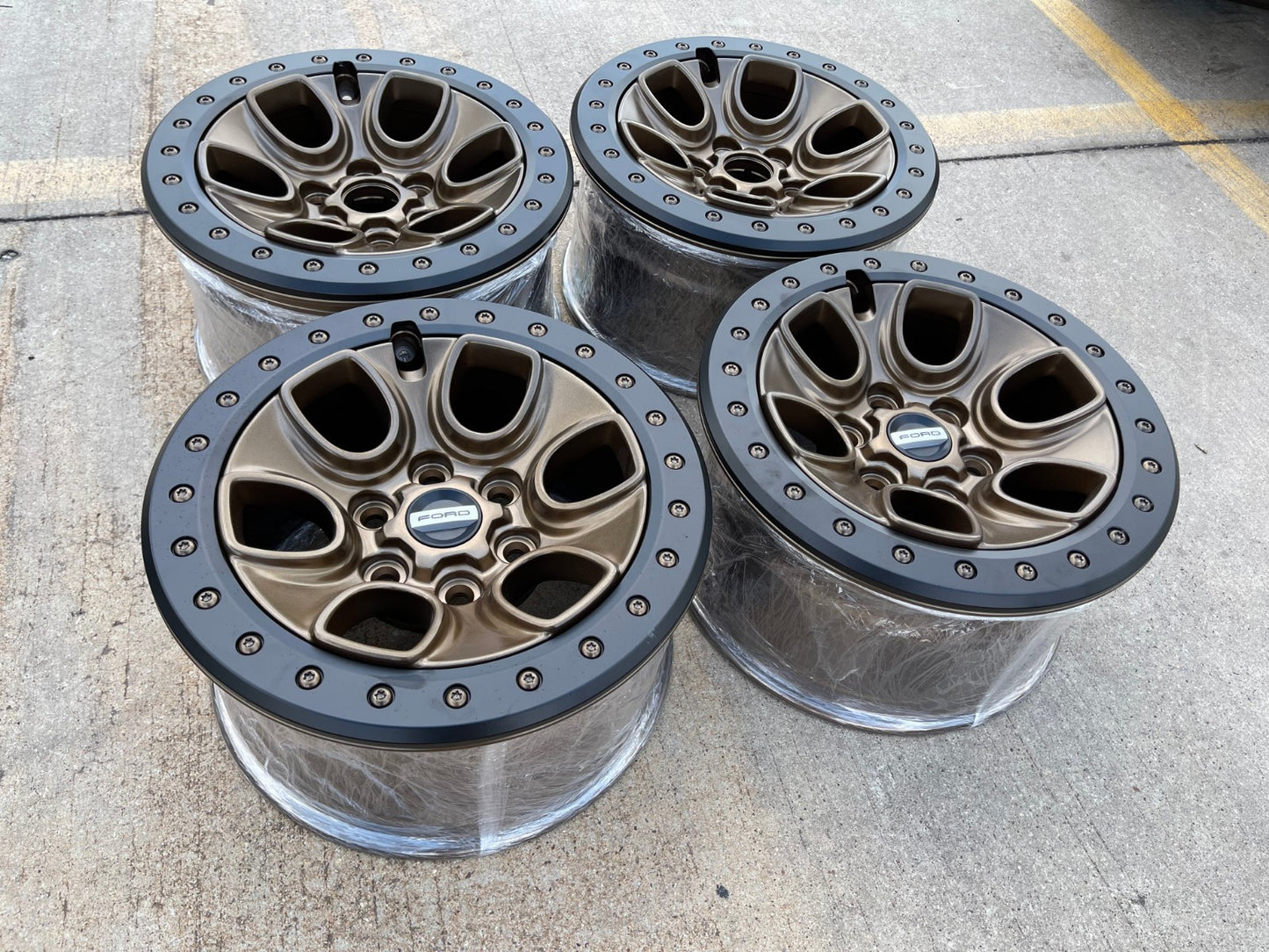 17" Ford F-150 Raptor OEM BEADLOCK rims wheels 10459 95210 BRONZE 2025 2026 NEW