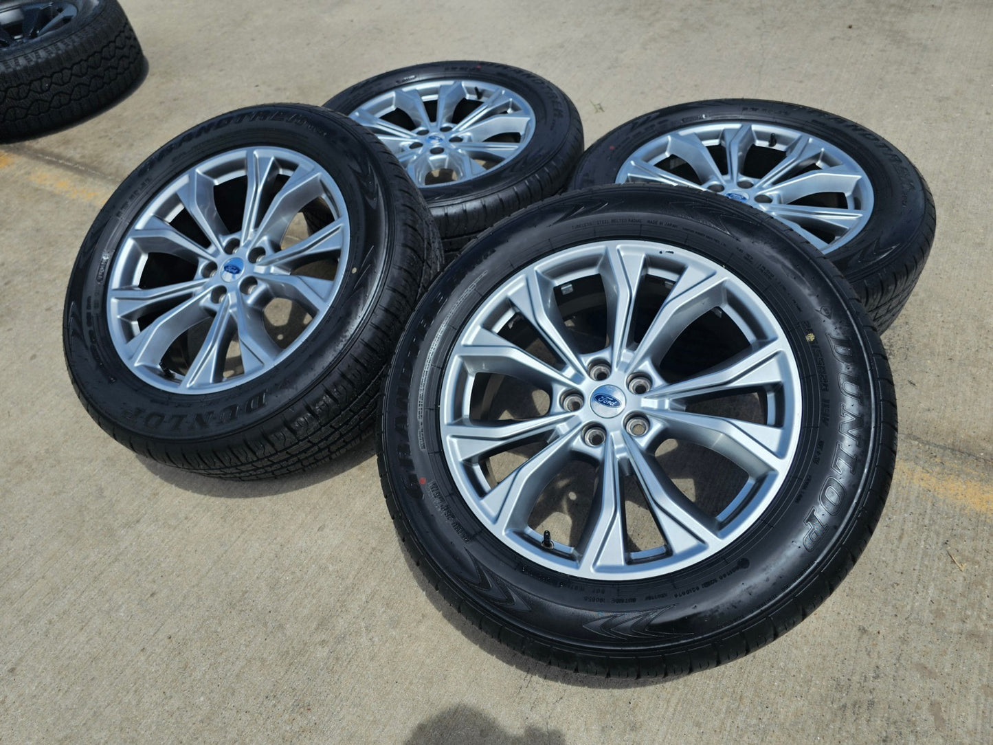 20" Ford Explorer Limited OEM rims wheels 10268 Lincoln Aviator DUNLOP NEW