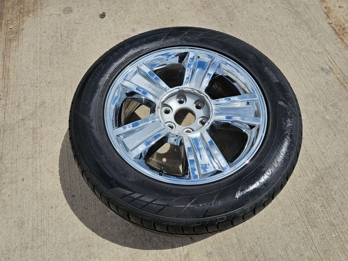 (1) 20" Chevy Silverado Tahoe Suburban chrome OEM Replica 5416 wheel rim spare